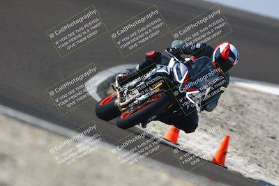 media/Nov-01-2025-TrackDaz (Sat) [[2b4d5192bc]]/B Group/1220pm (Turn 2 Outside)/